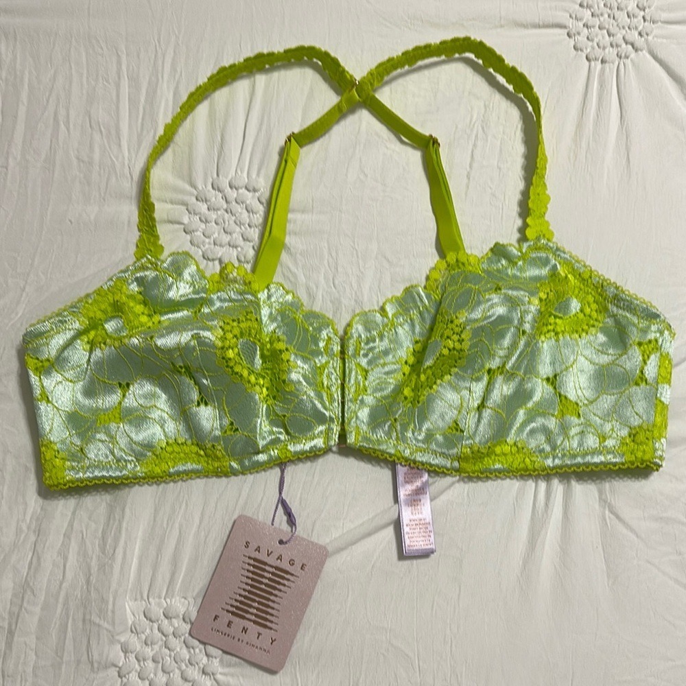 Savage X Fenty Perfect Poppy Lace Bralette